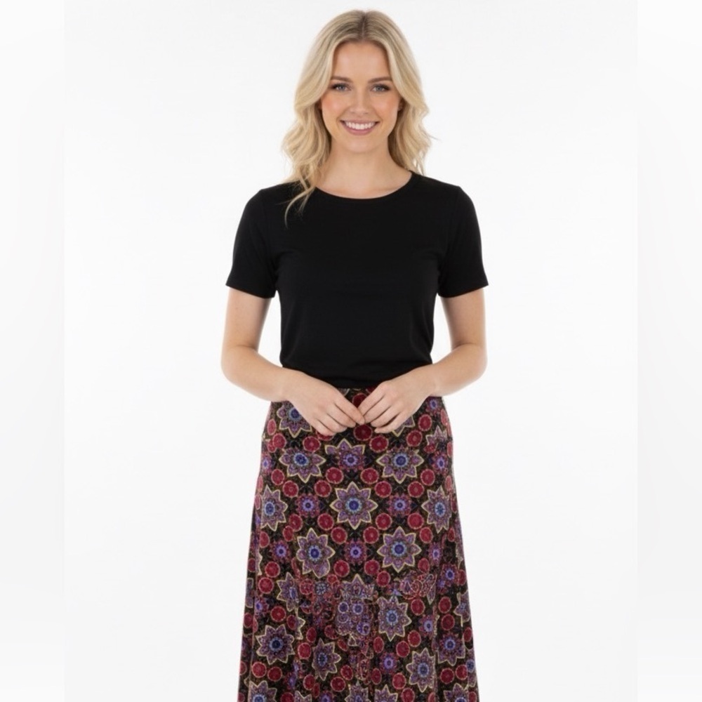 LULAROE floral skirt size xlarge